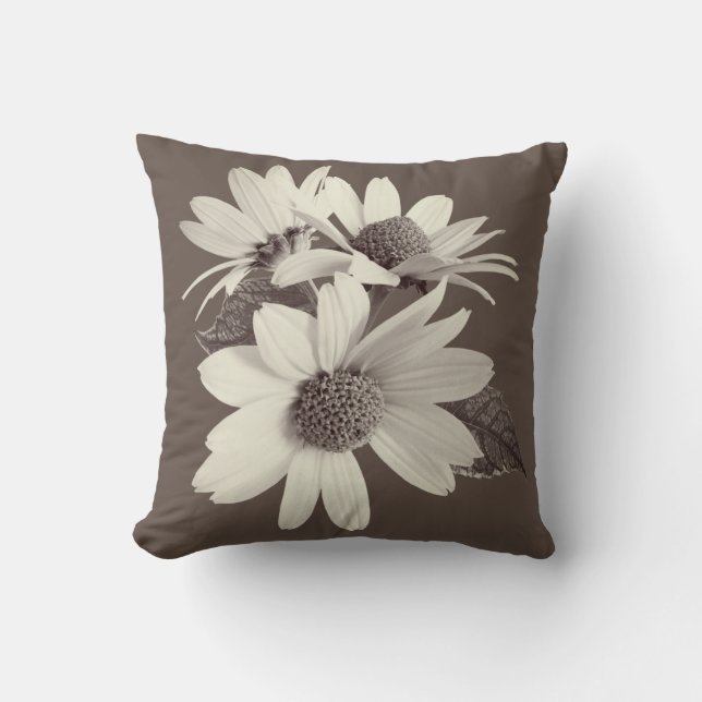 Moody Brown Daisy Coussin (Recto)