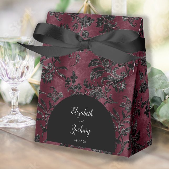 Moody Burgundy Black Damask Arch Wedding Geschenkschachtel (Von Creator hochgeladen)