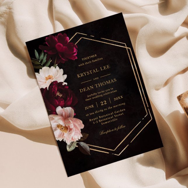 Moody Burgundy Blush Pink Bloral Peonies Wedding Einladung (Von Creator hochgeladen)