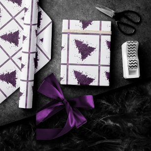 Moody Christmas Tree   Lila Spritzer Deep Plum Geschenkpapier
