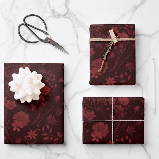 Moody Dark Burgundy Rustic Watercolor-Blume Geschenkpapier Set (Vorderseite)