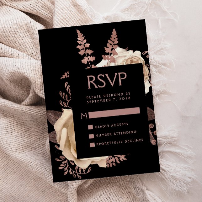 Moody Dark Floral Ivory Rose Gold Wedding RSVP Begleitkarte (Von Creator hochgeladen)