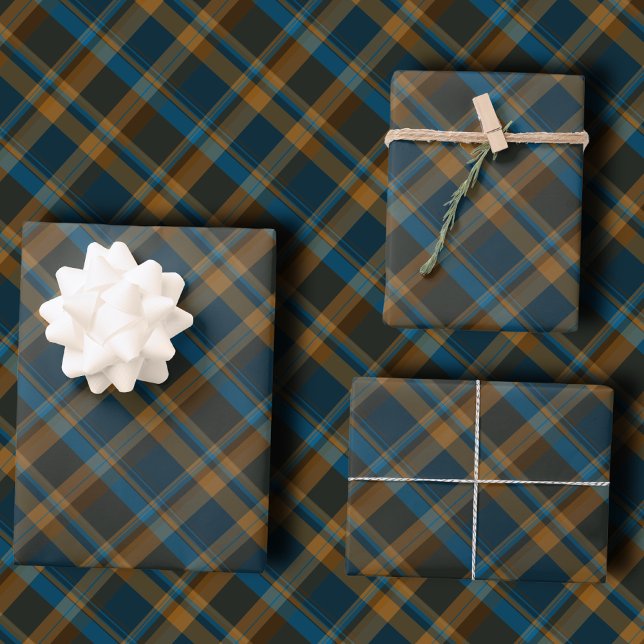 Moody Diagonal Navy, Brown and Copper Tartan Plaid Geschenkpapier Set (Von Creator hochgeladen)