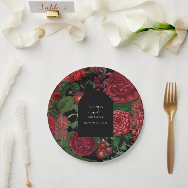 Moody Florals Black Arch Burgundy Red Wedding Pappteller (Hochzeit)