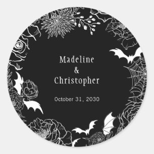 Moody Gothic Floral Wedding Black Runder Aufkleber