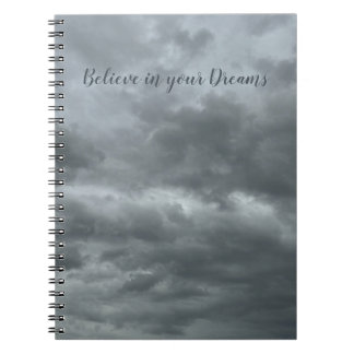Moody Gray Clouds Foto Spiral Notebook Notizblock