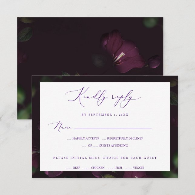 Moody Lila Blooms Gothic Wedding RSVP Karte (Vorne/Hinten)