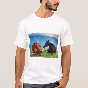Moody Mountain Horses: Eine Reise in die feine Kun T-Shirt