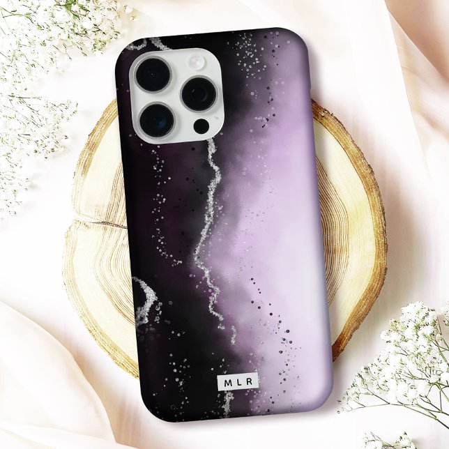 Moody Ombre Lila Gradient Trendy Mit Monogramm iPhone 16 Pro Hülle (Protect your phone in style with this elegant "Ethereal Mist" monogrammed iPhone case)