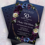 Moody Purple Flowers 50. Geburtstagsparty Einladung<br><div class="desc">Anspruchsvolle und moodisch dunkle lila Rose und Wildblumen schaffen ein elegantes Blumendesign. Weiß- und blaue Pop sorgen für visuelles Interesse und Tiefe. Beeren und Früchte tragen zum düsteren Design bei. Zusammen dekorieren sie einen eleganten ovalen Rahmen aus mehreren Strängen. Die Einladung zurück hat ein subtiles geometrisches Vintages Muster. Diese 50-jährige...</div>