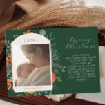 Moody Winter Floral Long Message Christmas Feiertagskarte<br><div class="desc">Terrakotta und aquamarine Blumenakzente verleihen diesen launischen Weihnachtskarten eine klassische Eleganz. Verwenden Sie die Personalisierungsfunktion,  um die Details zu bearbeiten und eine Nachricht oder ein Familienupdate hinzuzufügen.</div>