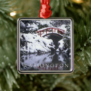 Moon Bridge & Pond im Winter Seattle, Washington Ornament Aus Metall