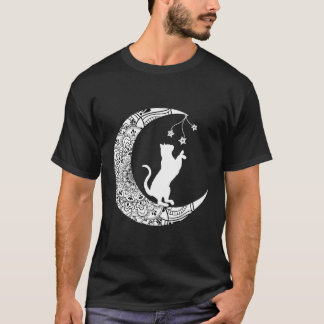 Moon Cat Playful Funny Cat Mandala Crescent Moon W T-Shirt