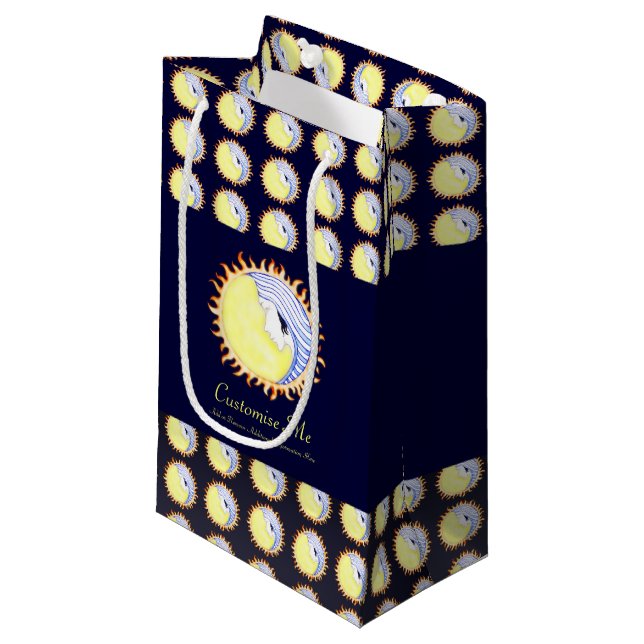 Moon Goddess Kleine Geschenktüte (Vorderseite Schrägansicht)