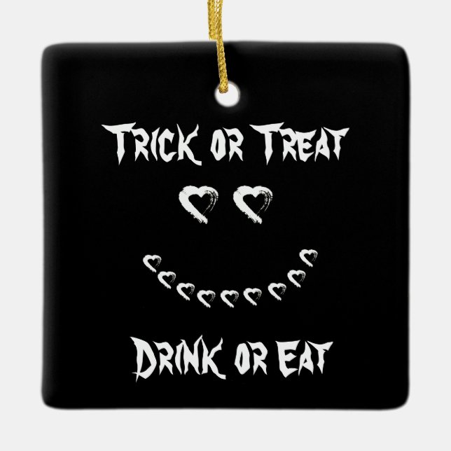 Moon Heart Halloween Trick oder Treat Ornament (Vorderseite)