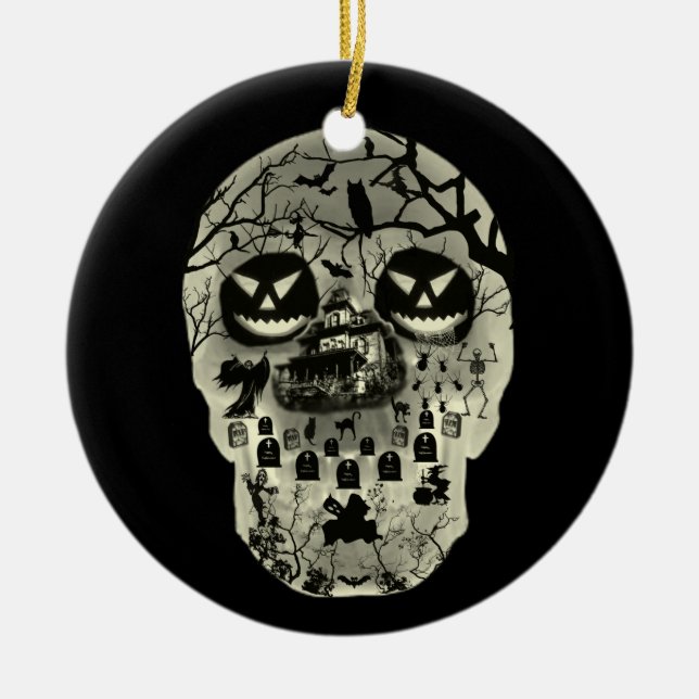 Moon Skull Ornament (Vorne)