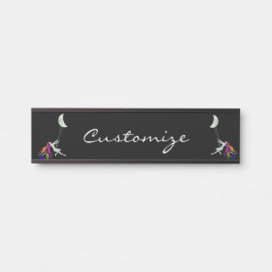 Moon Swingredhead Thunder_Cove Türschild