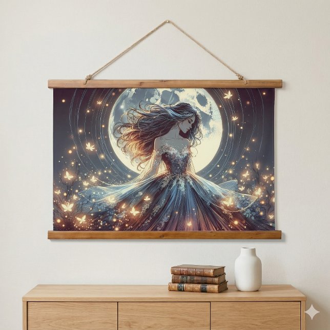 Moonlit Butterfly Enchantress Fantasy Wandteppich Mit Holzrahmen (Moonlit Butterfly Enchantress Fantasy Hanging Tapestry In Entry)