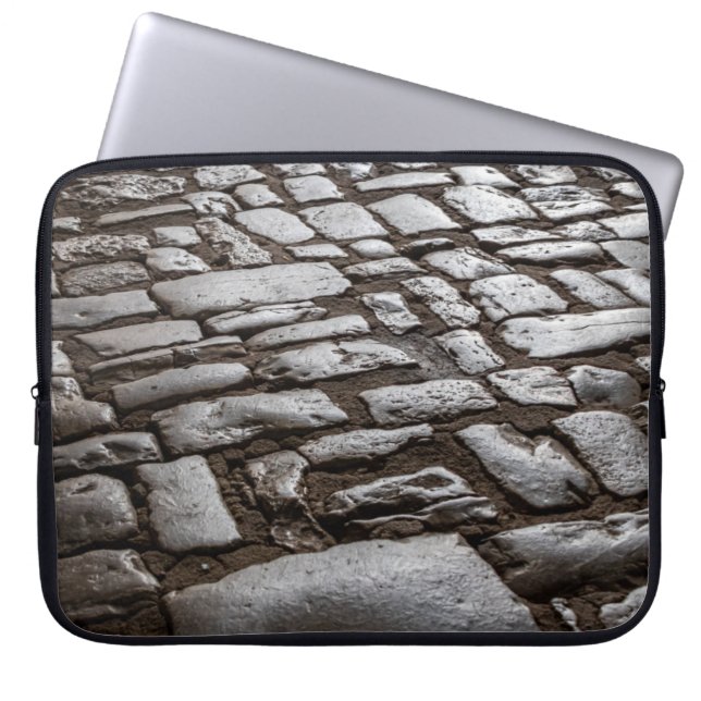 Moonlit Cobblestones Laptopschutzhülle (Vorderseite)