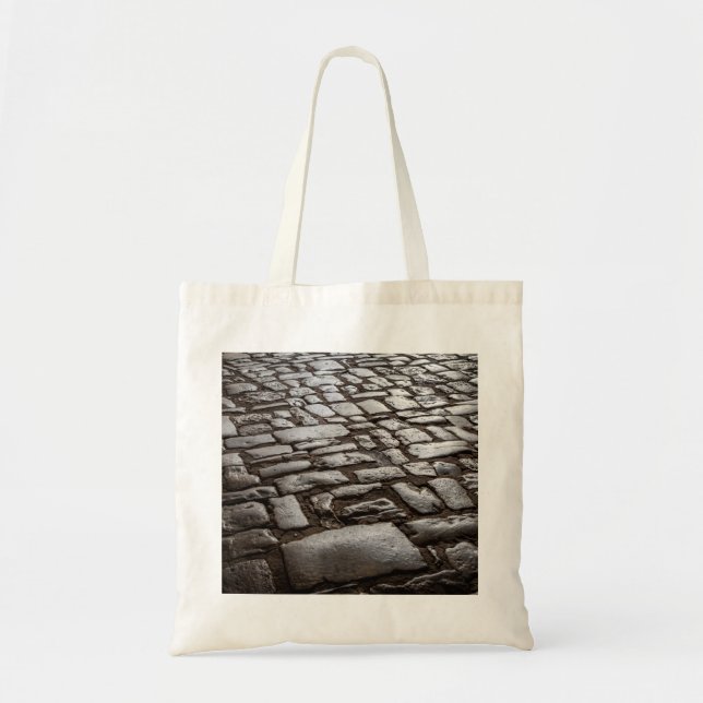 Moonlit Cobblestones Tragetasche (Vorne)