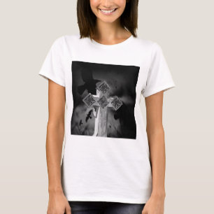 Moonlit GraveYard Gothic Cross mit Krähen T-Shirt