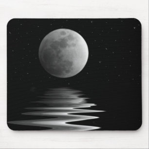 Moonlit Wasser Mousepad