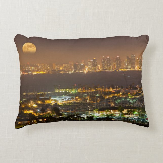 Moonrise über der Skyline von San Diego Dekokissen (Vorderseite)