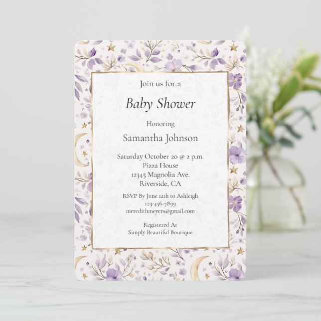 Moons Stars & Purple Flowers Baby Shower Einladung (Stehend Vorderseite)
