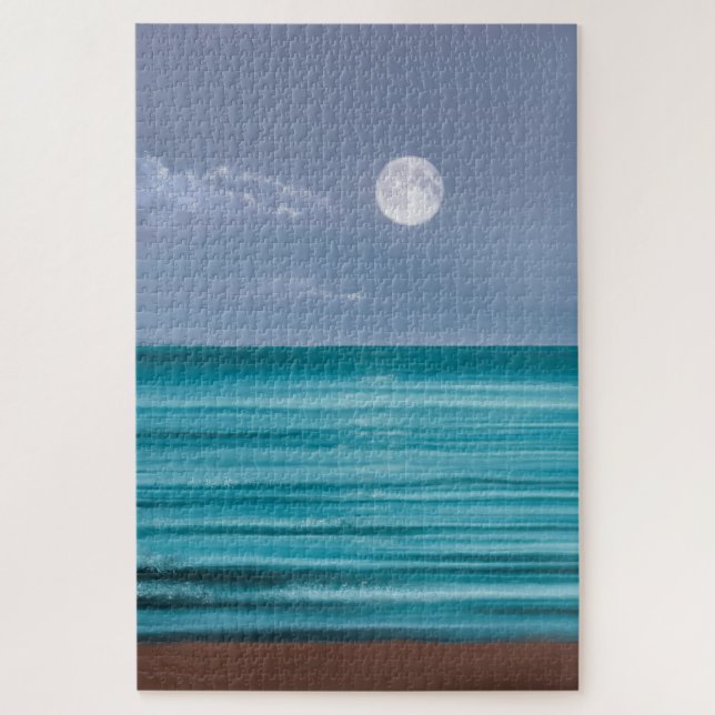 Mooraufstieg über aquamarines Meer (Vertikal)