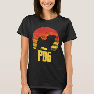 Mops bei Sonnenuntergang - Coole Sonnenhund-Silhou T-Shirt