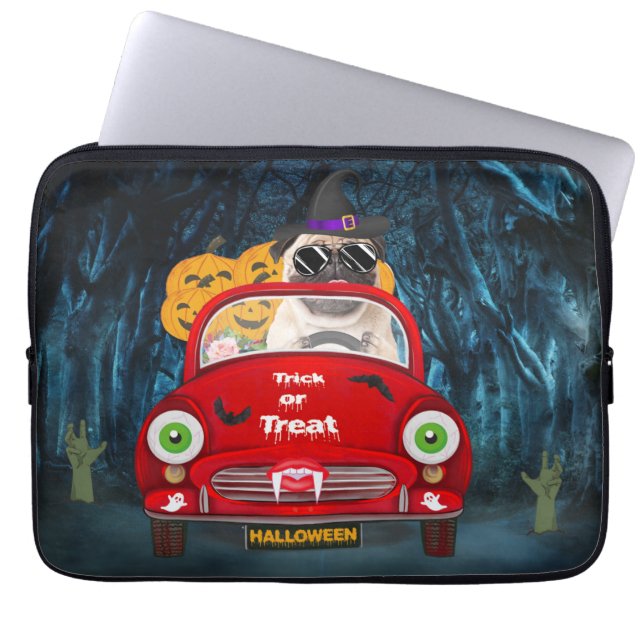 Mops Hund Autofahren Auto Beängstigend Halloween Laptopschutzhülle (Vorderseite)