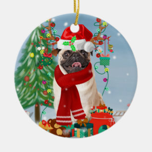 Mops Hund im Schnee mit Weihnachtsgeschenken Keramik Ornament