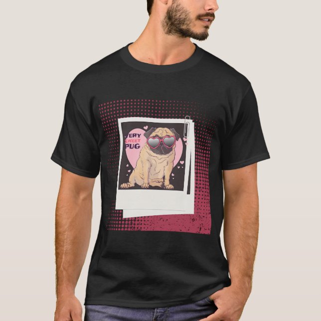 Mops-Hund mit Brille T-Shirt (Vorderseite)
