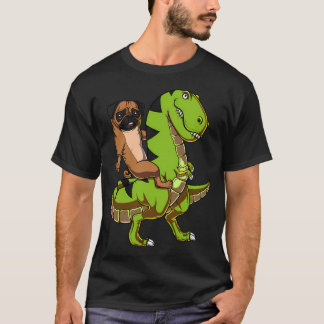 Mops-Hund reitet T-Rex-Dinosaurier T-Shirt