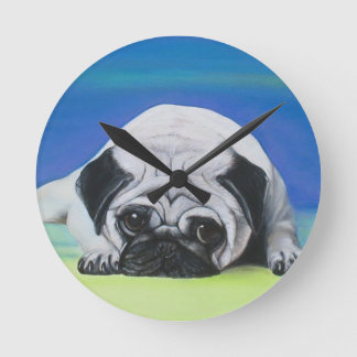 Mops-Hund Runde Wanduhr