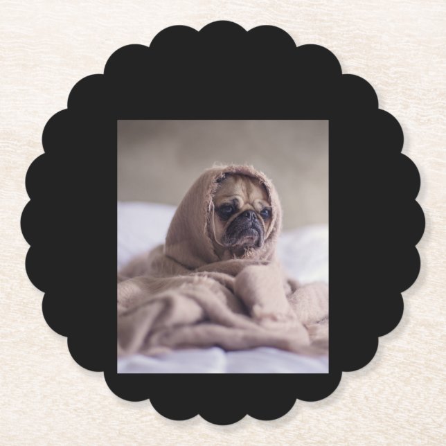 Mops in Blanket Niedlicher Mops Hund Lover Geschen Untersetzer (Vorderseite)