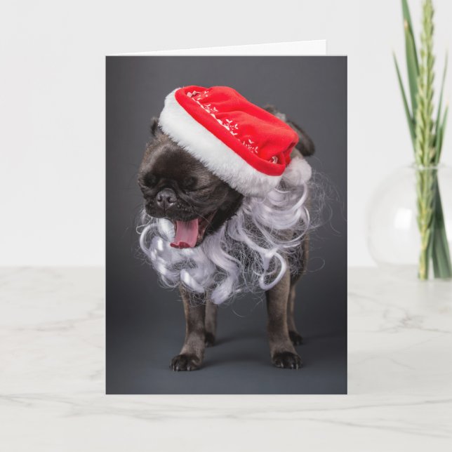 Mops in Weihnachtsmannmütze und Bart Feiertagskarte (Vorderseite)
