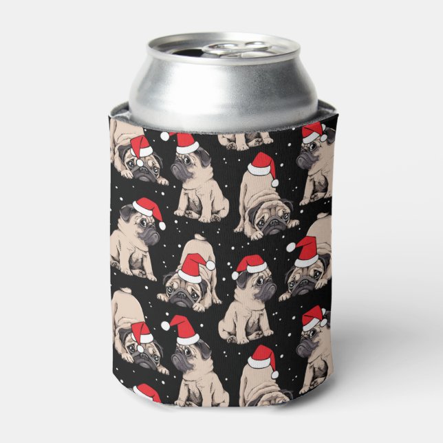 Mops in Weihnachtsmannmützen Weihnachtsmuster Dosenkühler (Kanne Vorderseite)