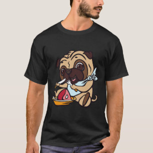 Mops isst Abendessen mit Besteck Klassiker 351 T-Shirt
