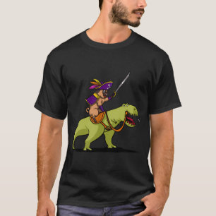 Mops-Pirat reitet T-Rex-Dinosaurier T-Shirt