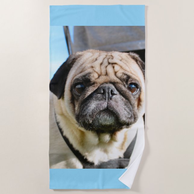 Mops Strandtuch (Vorderseite)