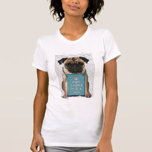 Mops umarmen T-Shirt