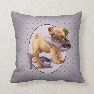 Mops-Welpe und Schuh Kissen