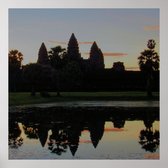 Morgendämmerung in Angkor Wat Poster (Vorne)