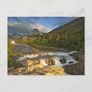 Morgenlicht begrüßt Swiftcurrent Falls in der Postkarte