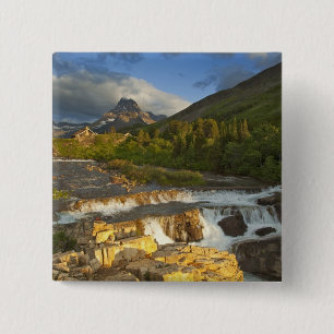 Morgenlicht grüßt Swiftcurrent Falls in Button