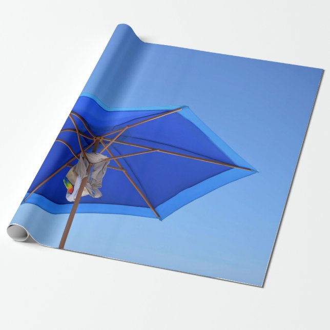 Morgens blauer und brauner Sonnenschirm Geschenkpapier (Ungerollt)