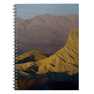 Morgens erstes Licht am Zabriskie Point und 3 Notizblock
