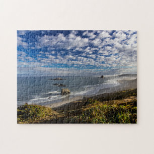 Morgenwolken und Nebel am Strand