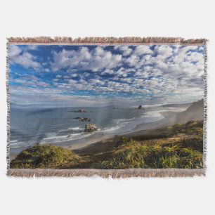 Morgenwolken und Nebel am Strand Decke